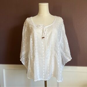 Sonoma White Embroidered Women's Top